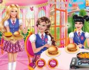 Barbie’nin Hamburger Keyfi